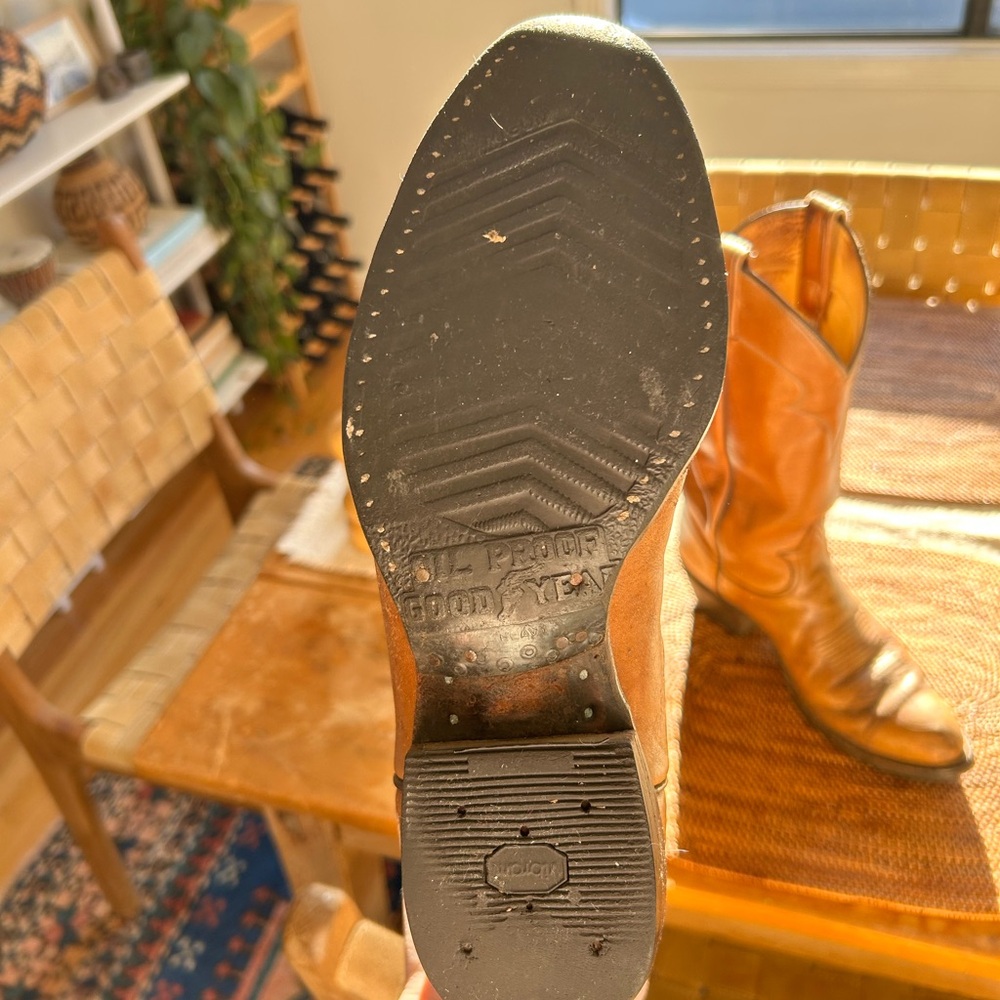Vintage Tony Lama cowboy boots - Picture 3 of 4